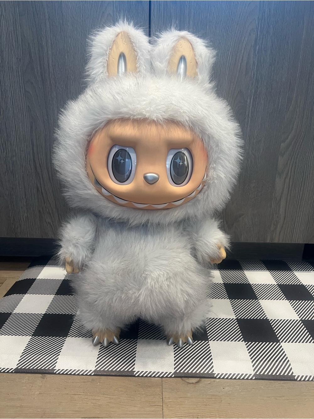 *NEW* w/o box Angel in the Clouds Pop Mart Labubu 23” tall